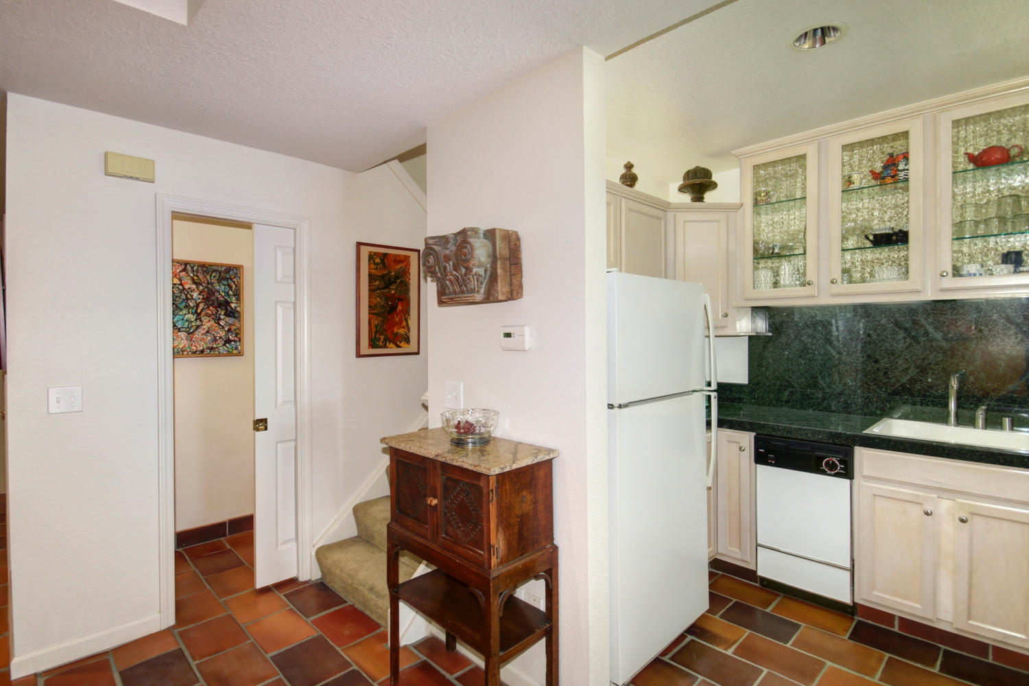 Dunnigan Realtors Downtown 2 Bedrooms, Condominium, Sold Listings, Q Street, 2 Bathrooms, Listing ID 1096, Sacramento, Sacramento, California, United States, 95811,