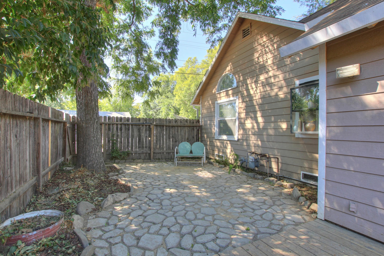 Dunnigan Realtors Tahoe Park 2 Bedrooms, Single Family Home, Sold Listings, 15th Ave, 2 Bathrooms, Listing ID 1103, Sacramento, Sacramento, California, United States, 95820,