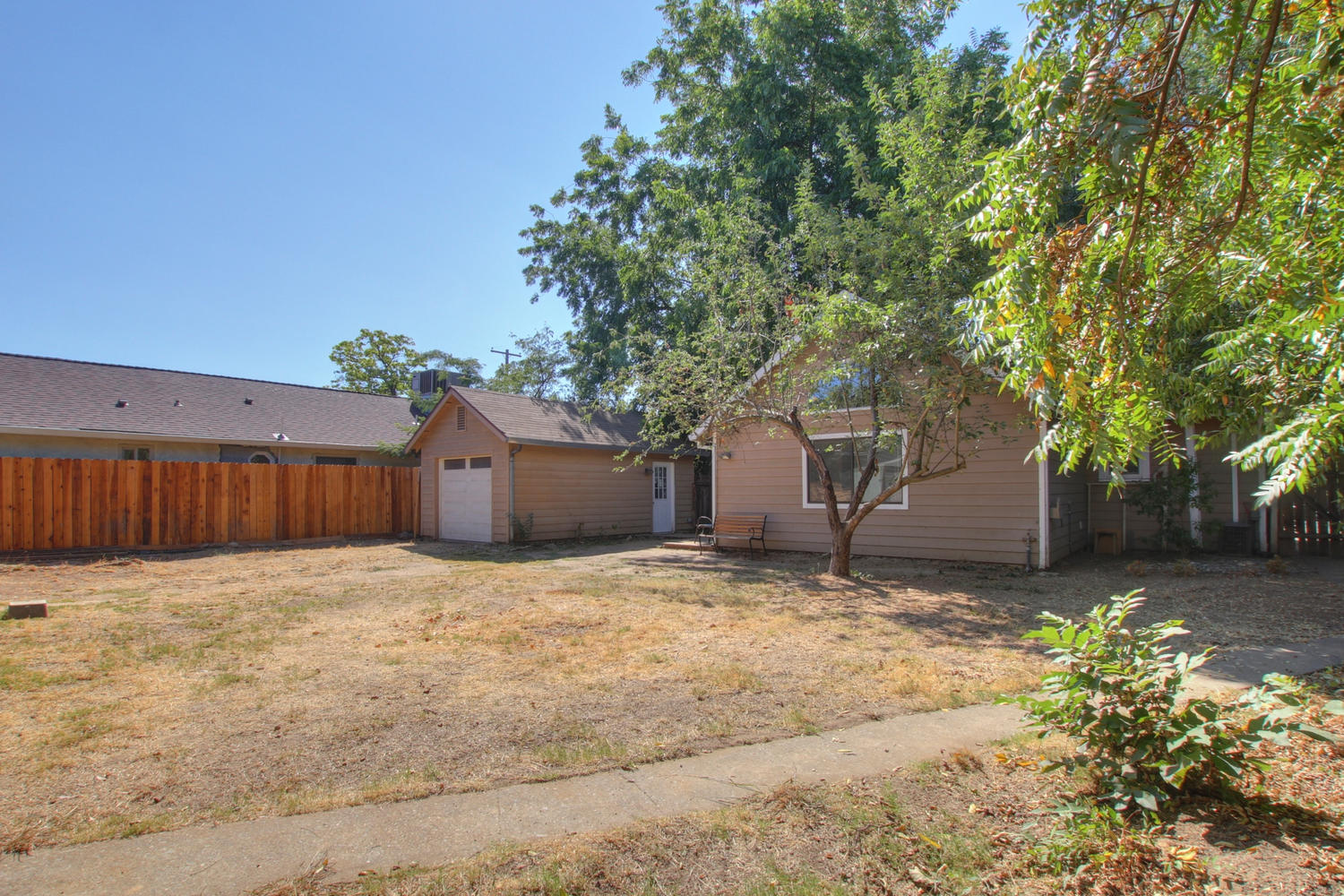 Dunnigan Realtors Tahoe Park 2 Bedrooms, Single Family Home, Sold Listings, 15th Ave, 2 Bathrooms, Listing ID 1103, Sacramento, Sacramento, California, United States, 95820,