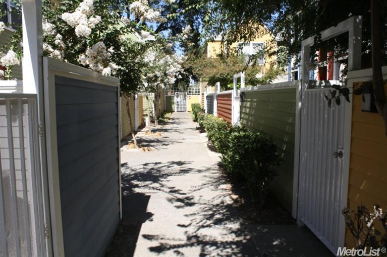 Dunnigan Realtors Downtown 2 Bedrooms, Condominium, Sold Listings, P Street, 1 Bathrooms, Listing ID 1105, Sacramento, Sacramento, California, United States, 95814,