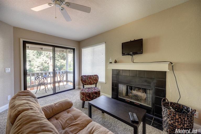 Dunnigan Realtors Folsom 3 Bedrooms, Single Family Home, Sold Listings, Chesterfield Way,, 2 Bathrooms, Listing ID 1113, Folsom, Sacramento, California, United States, 95630,