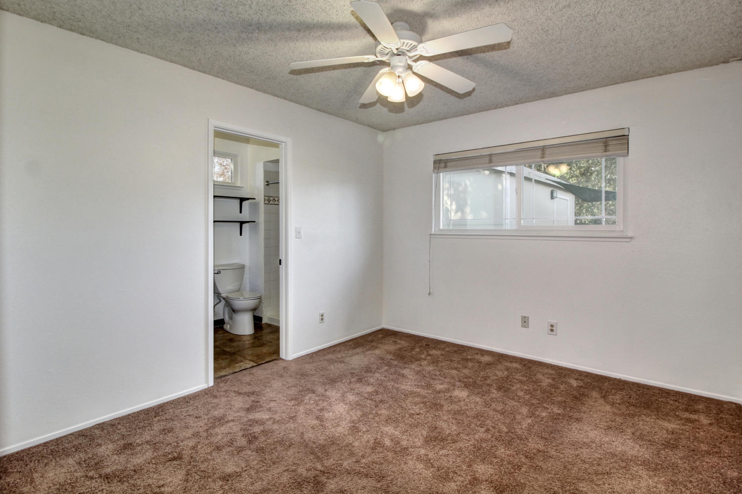 Dunnigan Realtors 4 Bedrooms, Single Family Home, Sold Listings, Alderson Ave,, 2 Bathrooms, Listing ID 1115, Sacramento, Sacramento, California, United States, 95826,