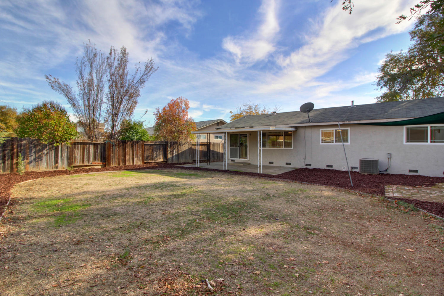 Dunnigan Realtors 4 Bedrooms, Single Family Home, Sold Listings, Alderson Ave,, 2 Bathrooms, Listing ID 1115, Sacramento, Sacramento, California, United States, 95826,