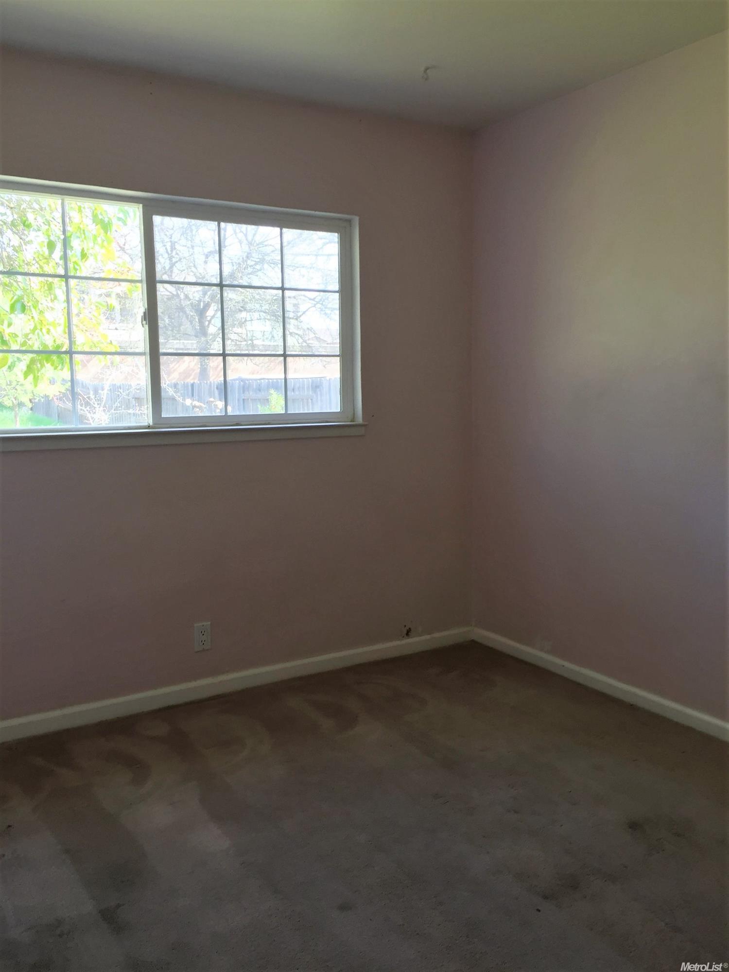 Dunnigan Realtors 3 Bedrooms, Single Family Home, Sold Listings, Woodstock Way, 1 Bathrooms, Listing ID 1134, Sacramento, California, United States, 95825,