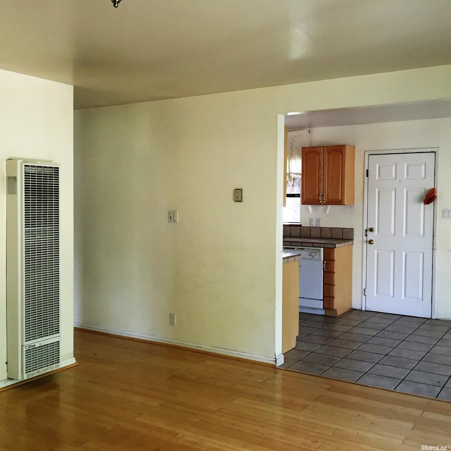 Dunnigan Realtors 3 Bedrooms, Single Family Home, Sold Listings, Woodstock Way, 1 Bathrooms, Listing ID 1134, Sacramento, California, United States, 95825,