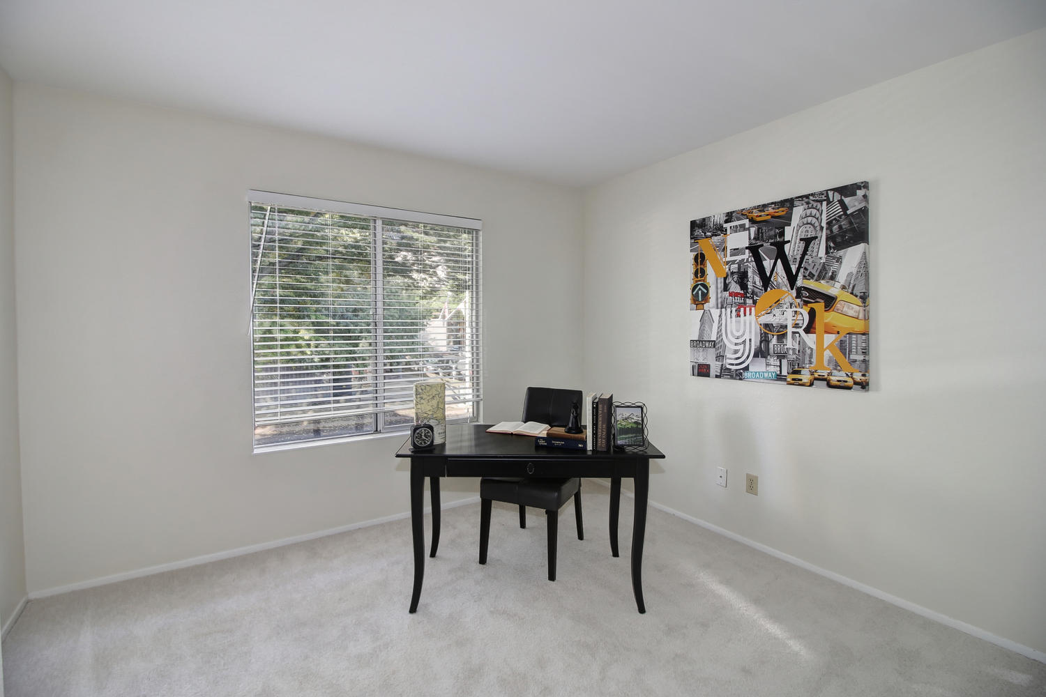 Dunnigan Realtors Downtown 3 Bedrooms, Condominium, Select, Q Street, 2 Bathrooms, Listing ID 1145, Sacramento, Sacramento, California, United States, 95811,