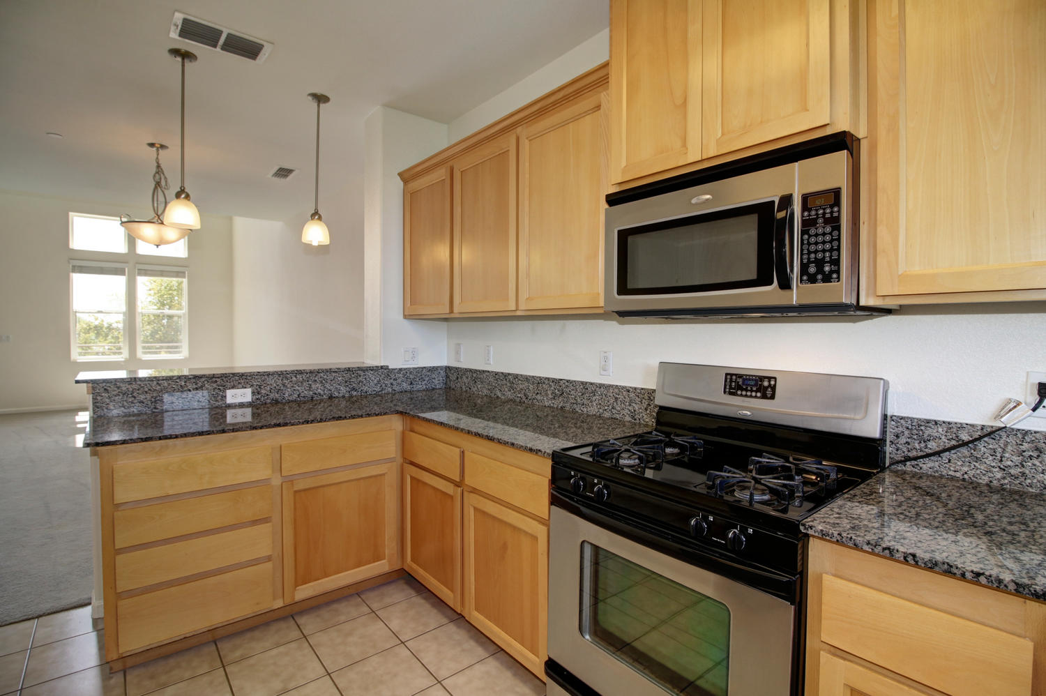 Dunnigan Realtors 2 Bedrooms, Condominium, Sold Listings, Whimsical, 2 Bathrooms, Listing ID 1156, Sacramento, Sacramento, California, United States, 95835,