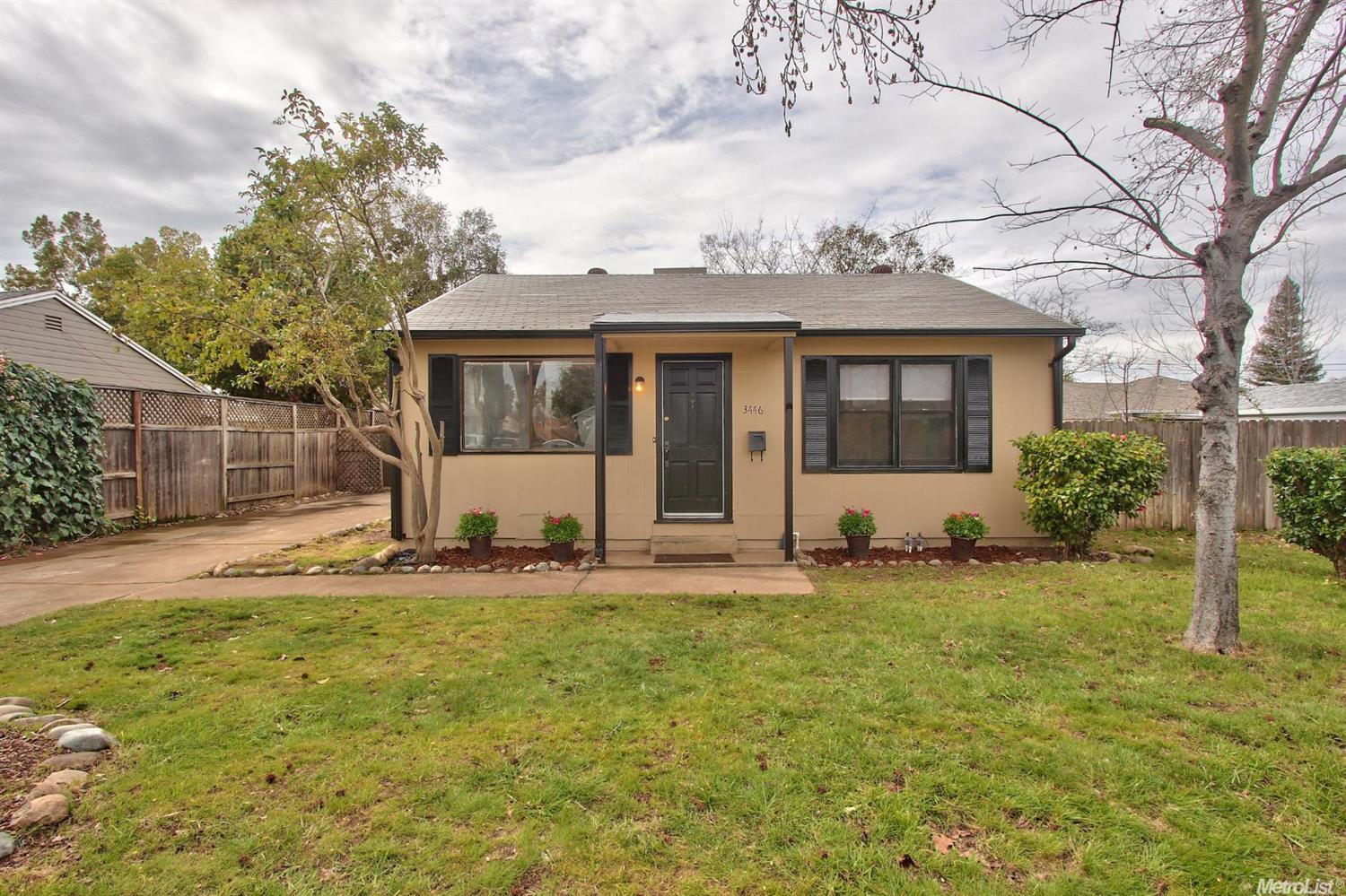 Dunnigan Realtors 2 Bedrooms, Single Family Home, Sold Listings, 64th Street, 1 Bathrooms, Listing ID 1157, Sacramento, Sacramento, California, United States, 95820,