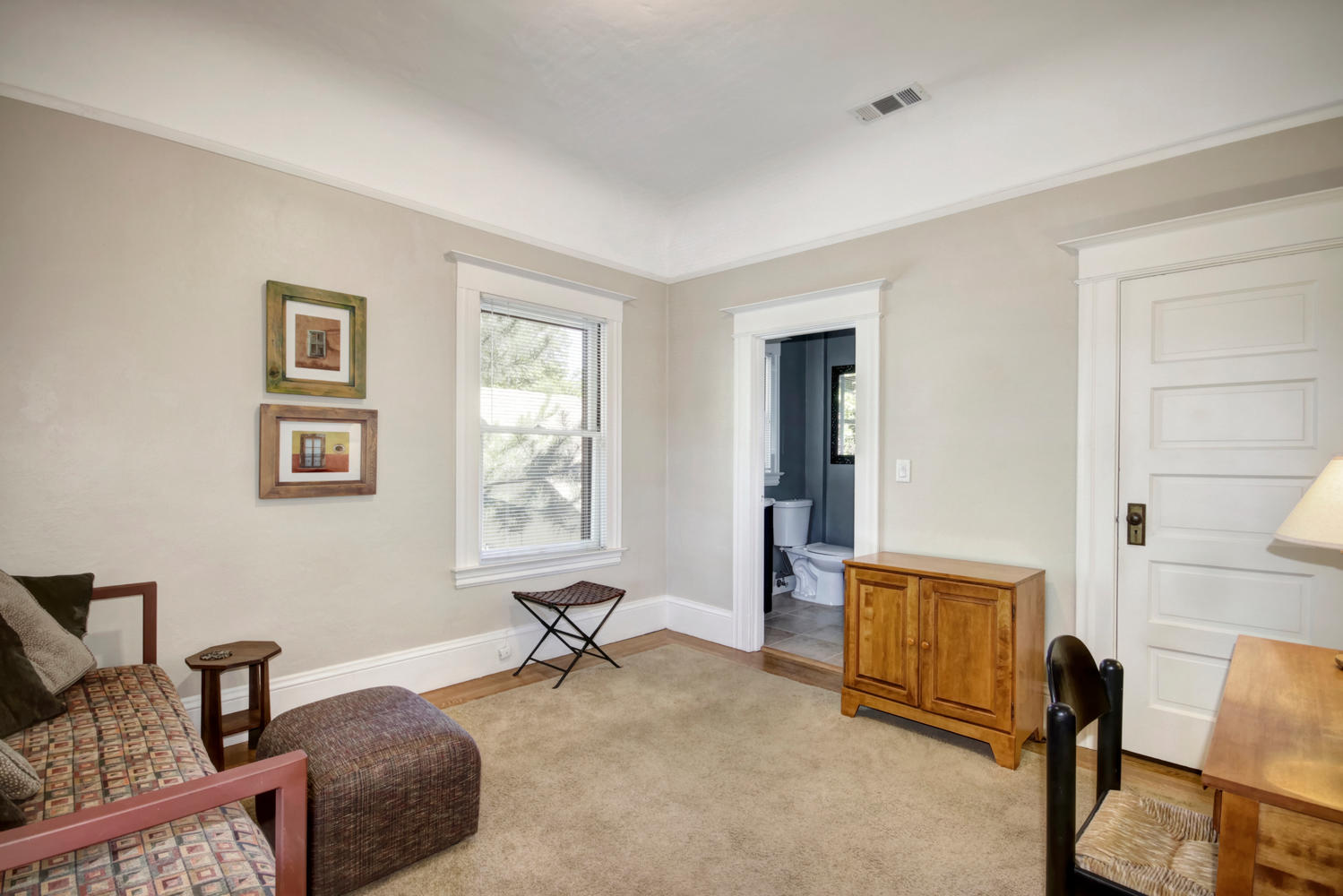 Dunnigan Realtors East Sac 4 Bedrooms, Apartment, Sold Listings, H Street, 4 Bathrooms, Listing ID 1162, Sacramento, Sacramento, California, United States, 95816,