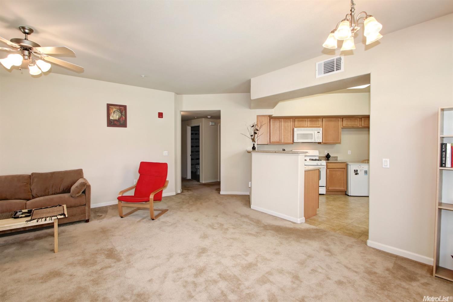 Dunnigan Realtors 2 Bedrooms, Condominium, Sold Listings, Riva Drive, 2 Bathrooms, Listing ID 1164, West Sacramento, Yolo, California, United States, 95691,