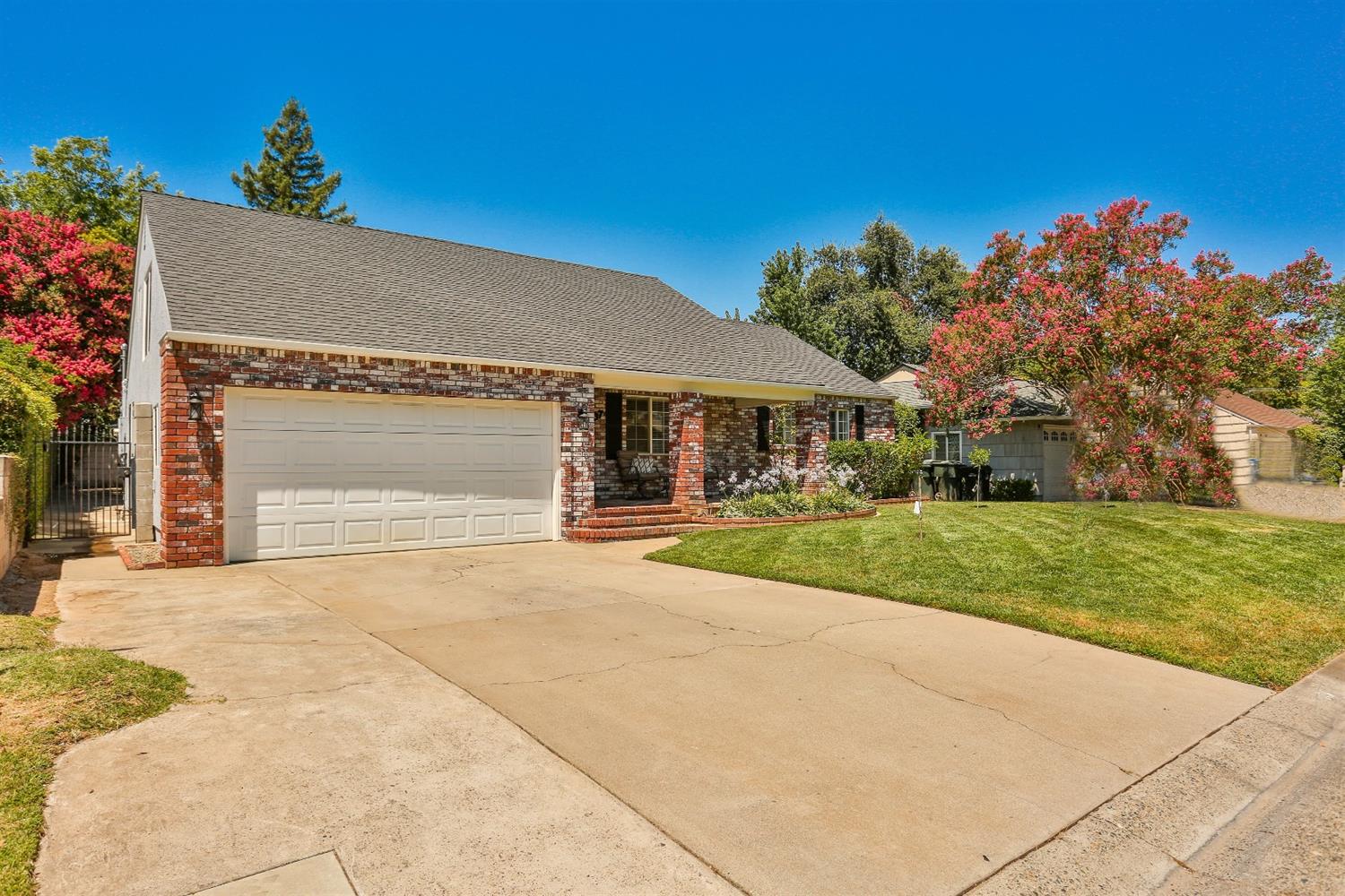 Dunnigan Realtors 4 Bedrooms, Single Family Home, Sold Listings, Brookwood, 2 Bathrooms, Listing ID 1169, Sacramento, California, United States, 95821,