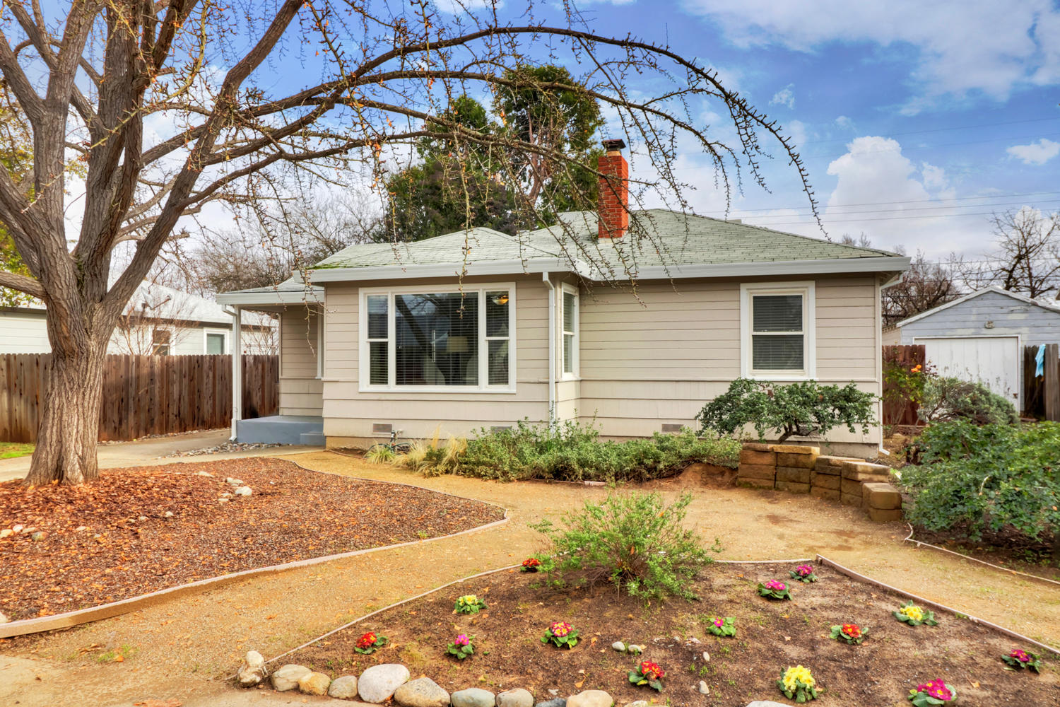 Dunnigan Realtors East Sac 2 Bedrooms, Single Family Home, Active Listings, 61st, 1 Bathrooms, Listing ID 1181, Sacramento, Sacramento, California, United States, 95820,