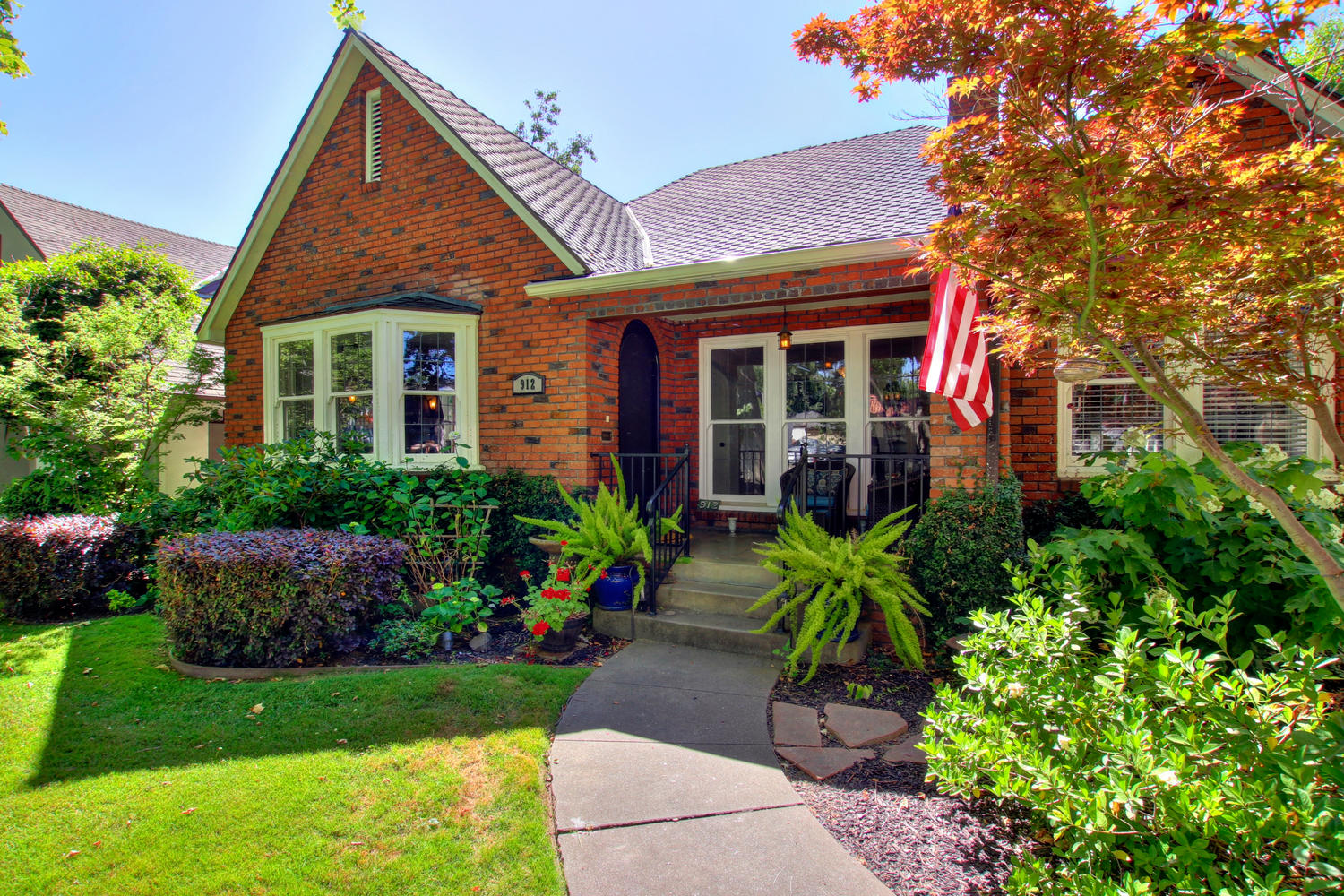 Dunnigan Realtors East Sac 912 42nd St,Sacramento,California,United States 95819,3 Bedrooms Bedrooms,1 BathroomBathrooms,Single Family Home,42nd St,1195