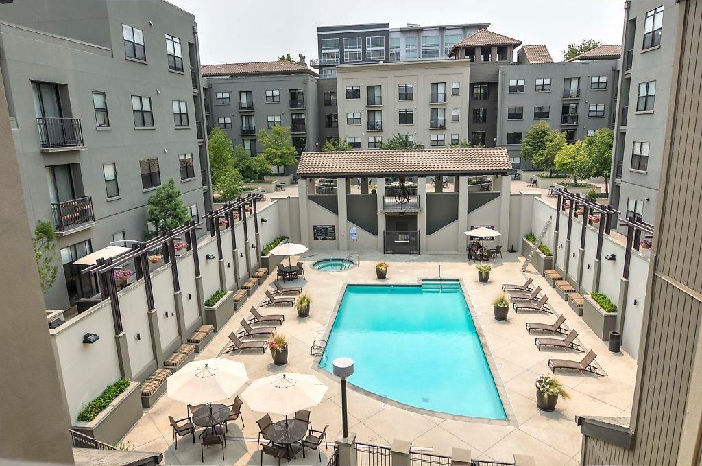 Dunnigan Realtors Downtown/Midtown 1816 K Street #L3, Sacramento, California, United States 95811, 2 Bedrooms Bedrooms, ,2 BathroomsBathrooms,Condominium,Sold Listings,K Street #L3,1212