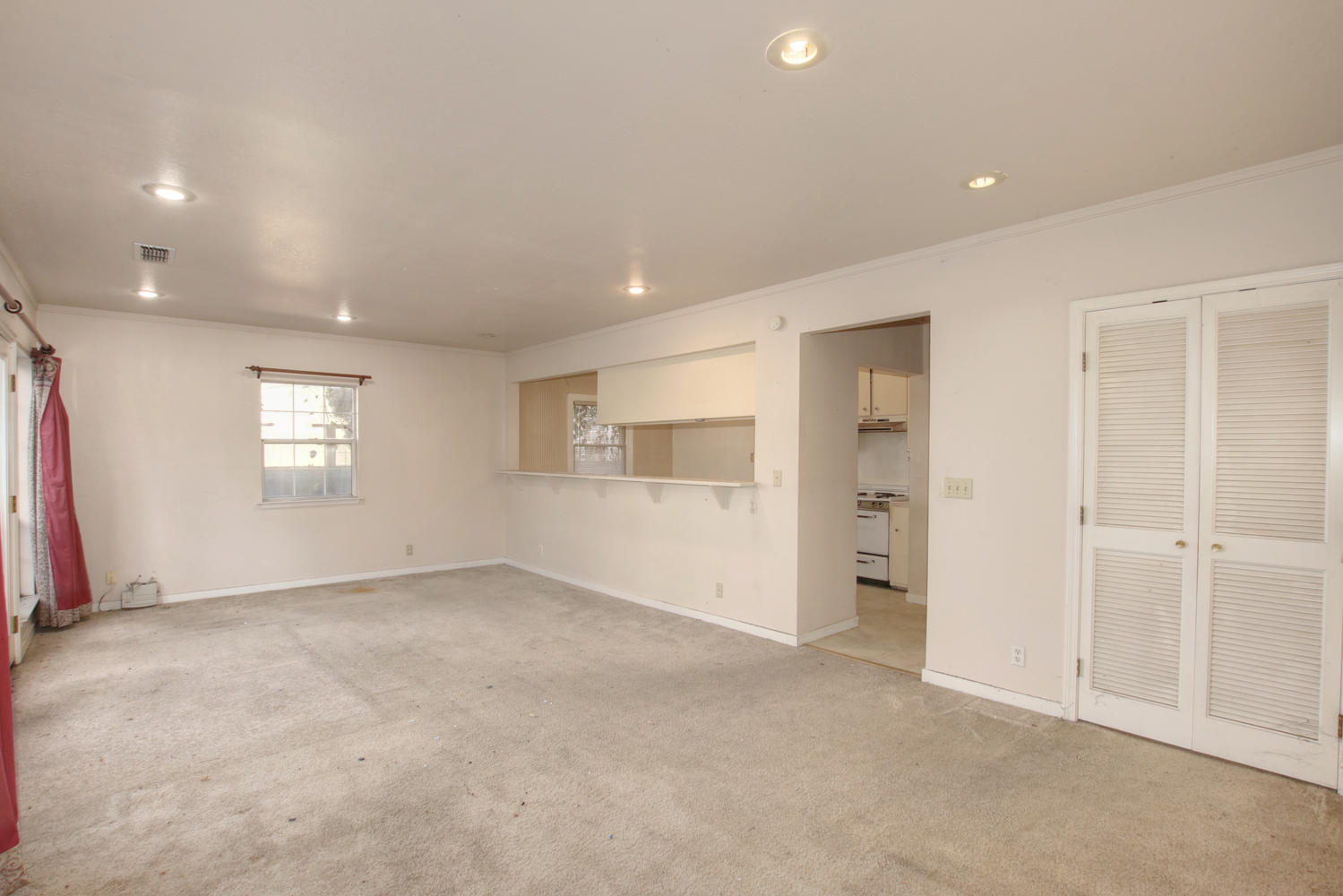 Dunnigan Realtors East Sac 536 58th St, Sacramento, California, United States 95816, 2 Bedrooms Bedrooms, ,1 BathroomBathrooms,Single Family Home,Active Listings,58th St,1217