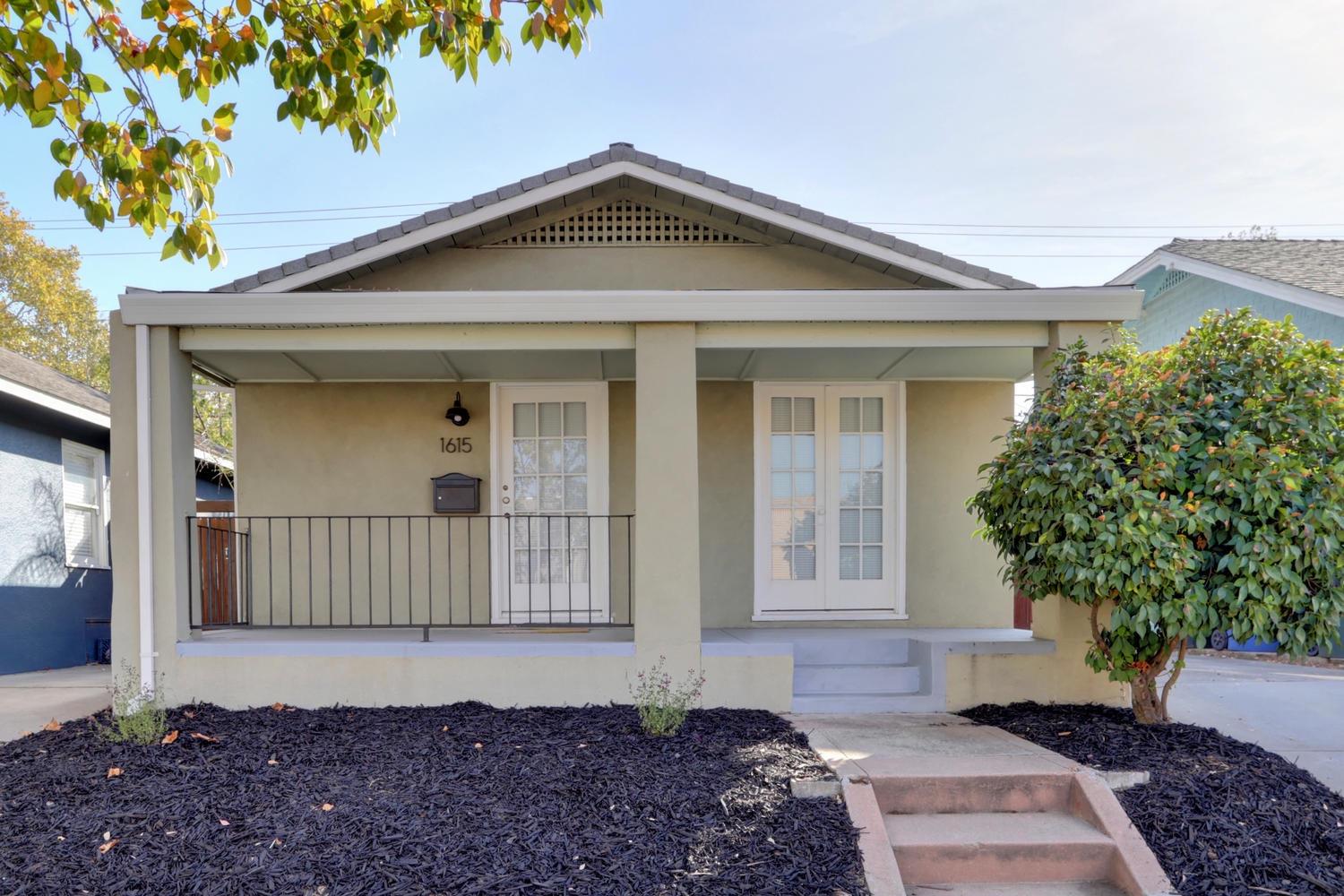 Dunnigan Realtors, East Sac, 1615 34th Street, Sacramento, California, United States 95816, 2 Bedrooms Bedrooms, ,1 BathroomBathrooms,Single Family Home,Active Listings,34th Street,1234