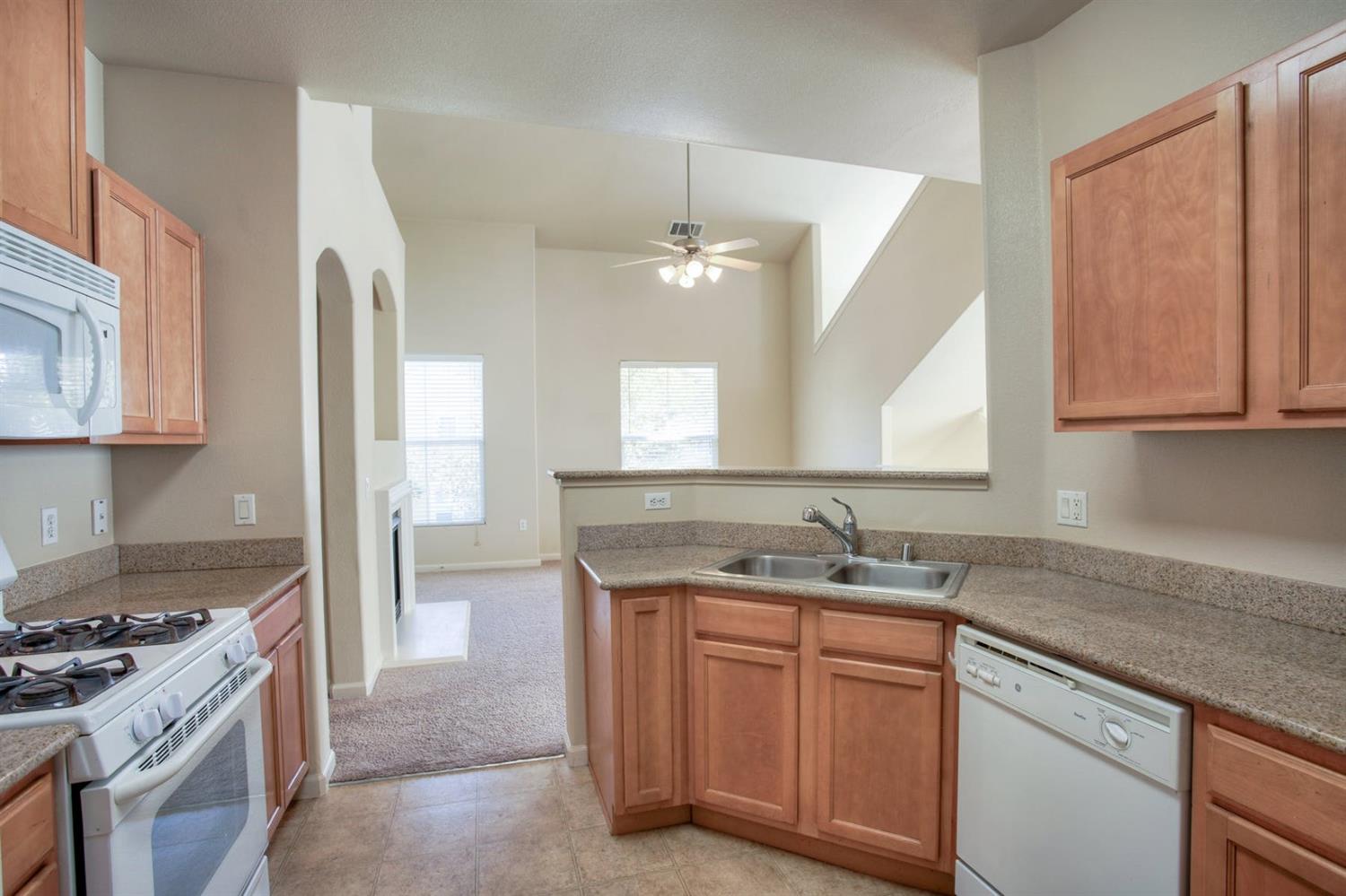 Dunnigan Realtors, West Sacramento, 1260 Riva Drive #3, West Sacramento, Yolo, California, United States 95691, 2 Bedrooms Bedrooms, ,2 BathroomsBathrooms,Condominium,Sold Listings,Riva Drive #3,1238