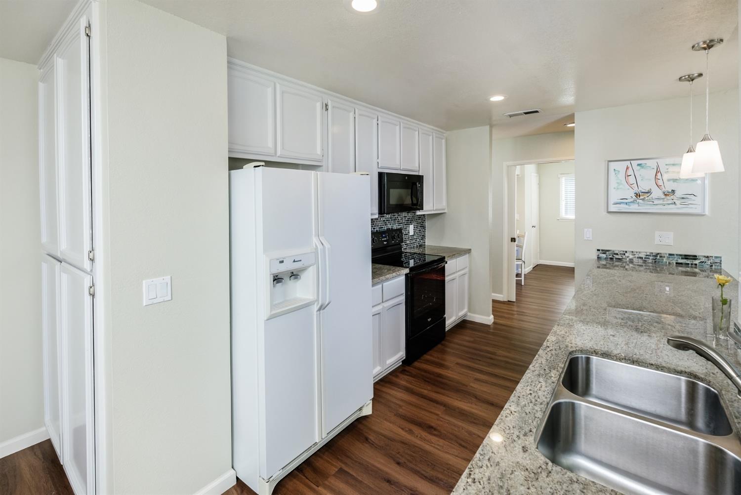 Dunnigan Realtors, 2498 American River Dr, Sacramento, Sacramento, California, United States 95825, 3 Bedrooms Bedrooms, ,2 BathroomsBathrooms, Condominium,Sold Listings, American River Dr,1251