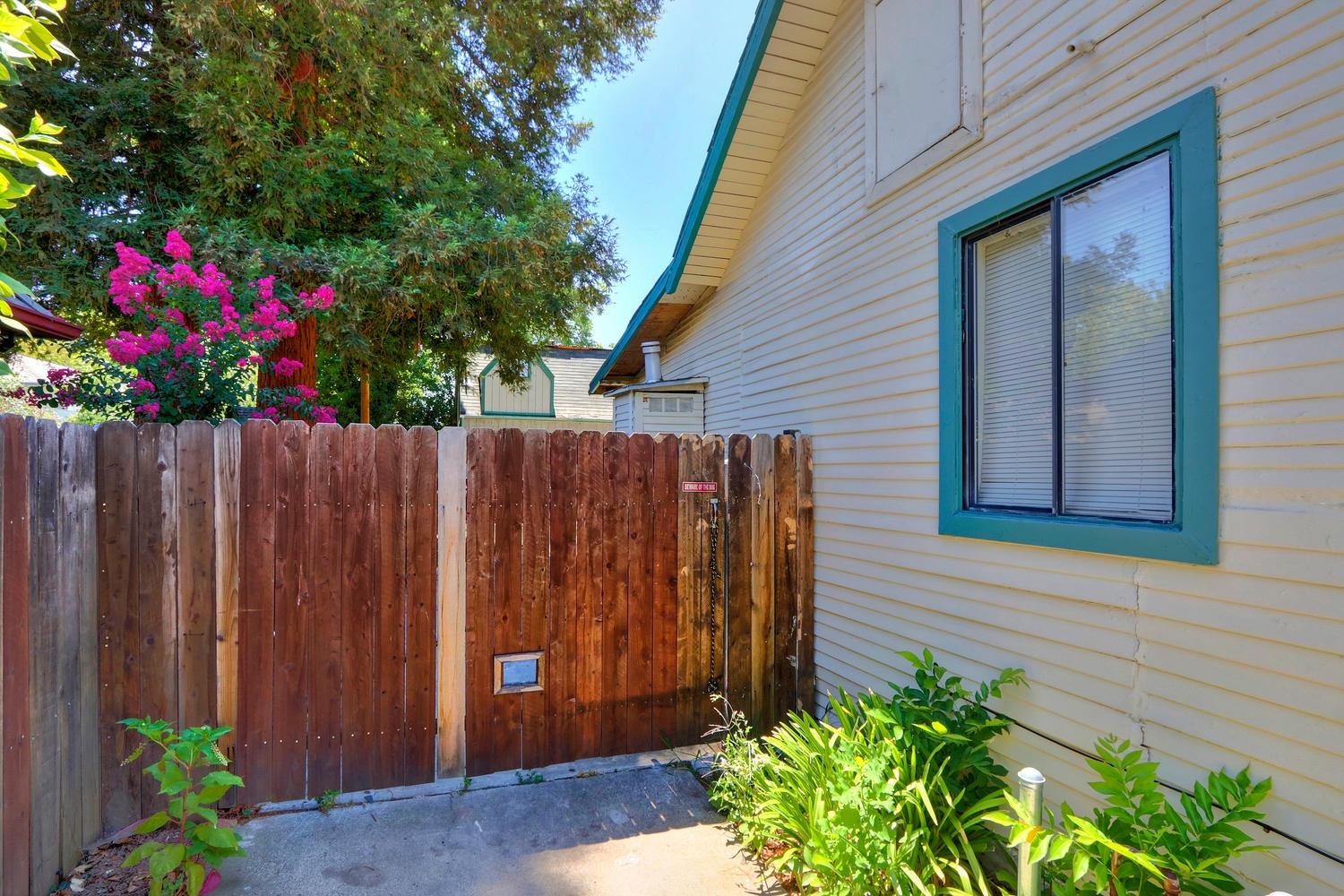 Dunnigan Realtors, East Sac,  4420 D Street, Sacramento, Sacramento, California, United States 95819, 2 Bedrooms Bedrooms, ,1 BathroomBathrooms,Single Family Home,Active Listings,D Street,1262