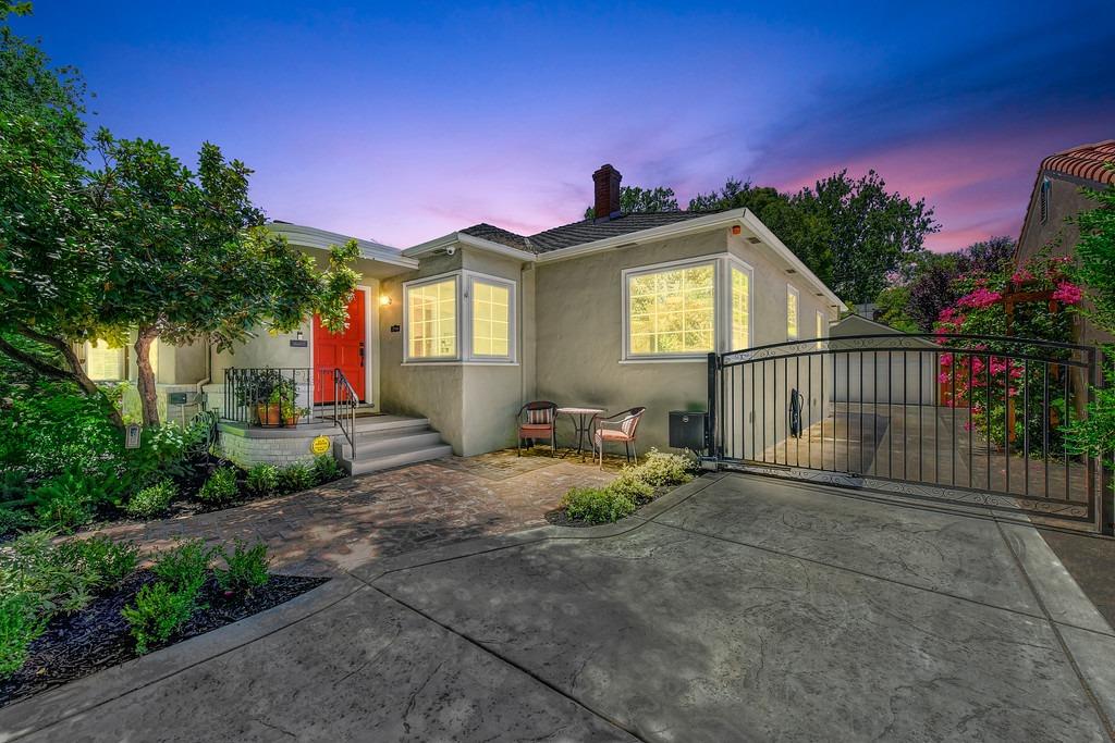 Dunnigan Realtors, Land Park, 2710 Land Park Dr, Sacramento, Sacramento, California, United States 95818, 3 Bedrooms Bedrooms, ,1 BathroomBathrooms,Single Family Home,Sold Listings,Land Park Dr,1267