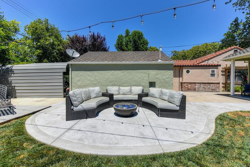 Dunnigan Realtors, Land Park, 2710 Land Park Dr, Sacramento, Sacramento, California, United States 95818, 3 Bedrooms Bedrooms, ,1 BathroomBathrooms,Single Family Home,Sold Listings,Land Park Dr,1267