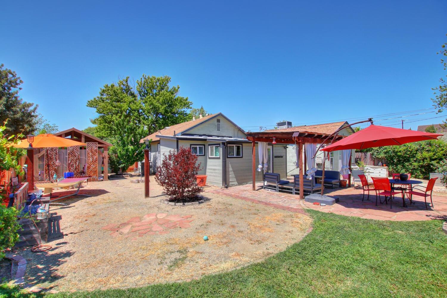 Dunnigan Realtors, Tahoe Park, 3909 65th, Sacramento, Sacramento, California, United States 95820, 3 Bedrooms Bedrooms, ,2 BathroomsBathrooms,Single Family Home,Active Listings,65th,1285