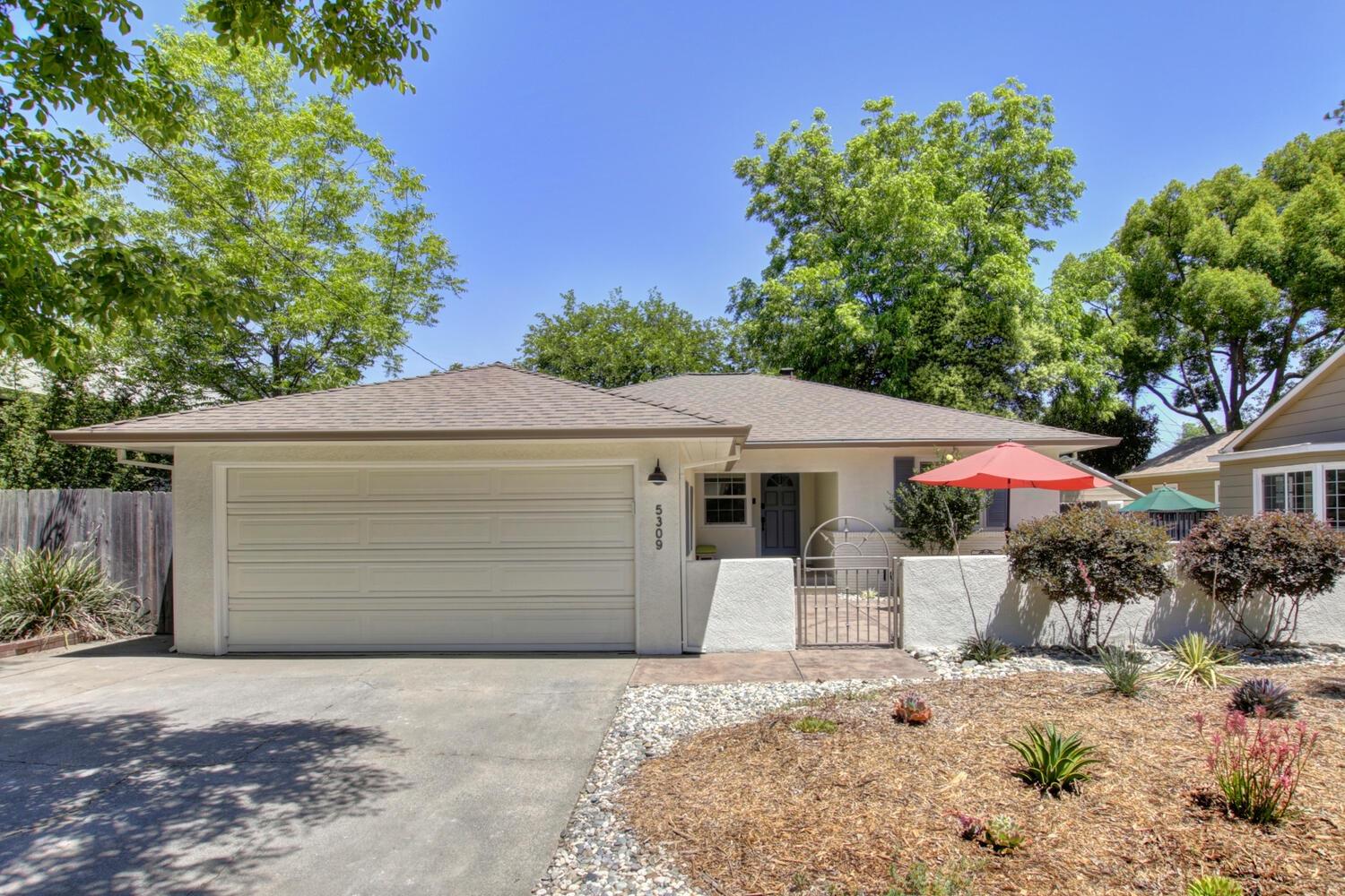 Dunnigan Realtors, Elmhurst,  5309 T Street, Sacramento, Sacramento, California, United States 95819, 3 Bedrooms Bedrooms, ,2 BathroomsBathrooms,Single Family Home,Active Listings,T Street,1289