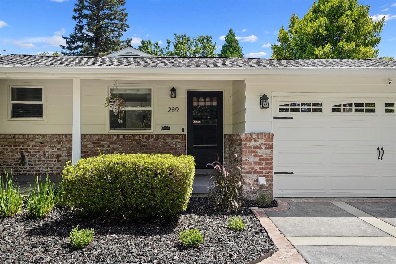 Dunnigan Realtors, East Sacramento,  289 San Antonio, Sacramento, Sacramento, California, United States 95819, 2 Bedrooms Bedrooms, ,2 BathroomsBathrooms,Single Family Home,Sold Listings,San Antonio ,1295