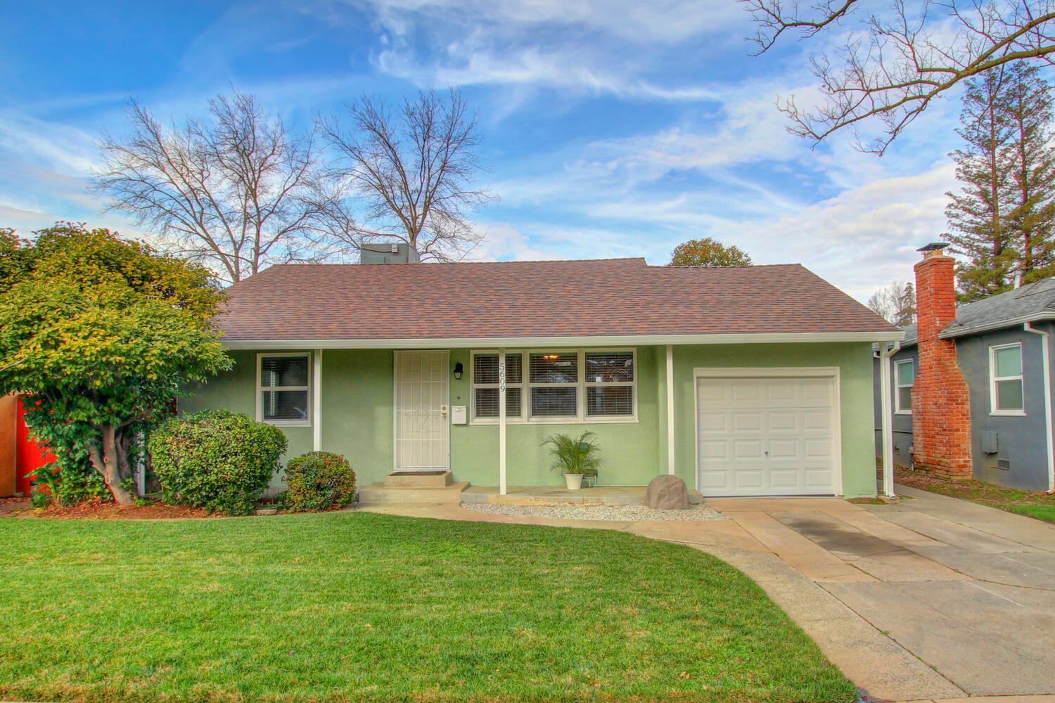 Dunnigan Realtors, Elmhurst, 5609 V, Sacramento, Sacramento, California, United States 95817, 2 Bedrooms Bedrooms, ,1 BathroomBathrooms,Single Family Home,Active Listings,V ,1304