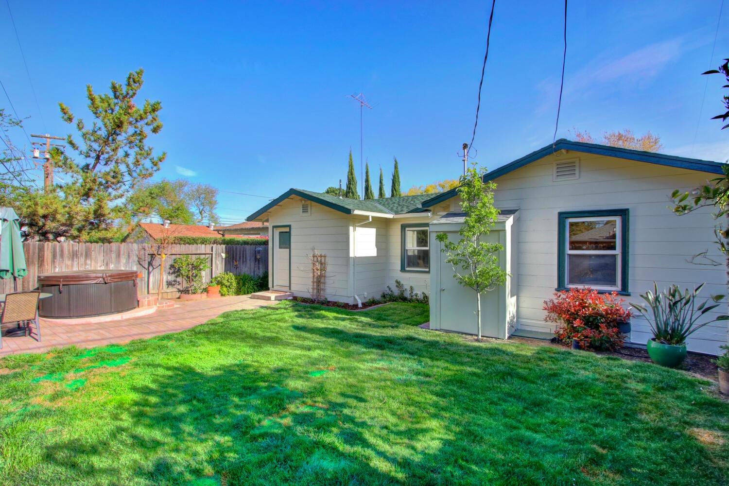 Dunnigan Realtors, Hollywood Park, 2112 Shielah Way, Sacramento, California, United States 95822, 3 Bedrooms Bedrooms, ,2 BathroomsBathrooms,Single Family Home,Sold Listings,Shielah Way,1311