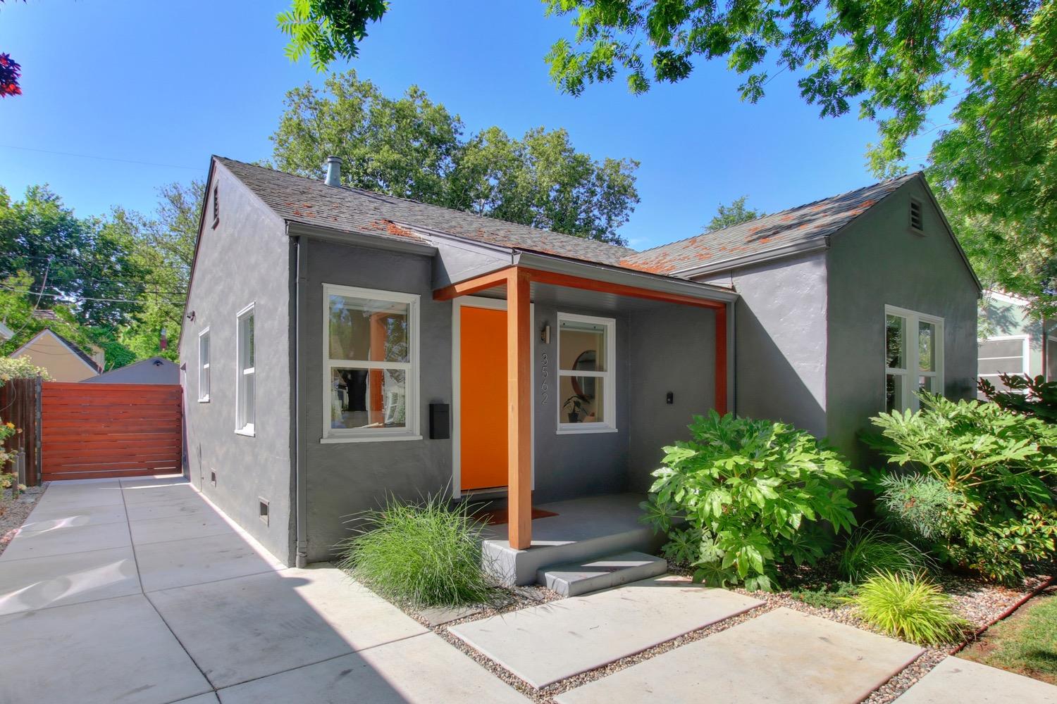 Dunnigan Realtors, East Sac, 3562 D Street, Sacramento, California, United States 95816, 2 Bedrooms Bedrooms, ,1 BathroomBathrooms,Single Family Home,Active Listings,D Street,1335