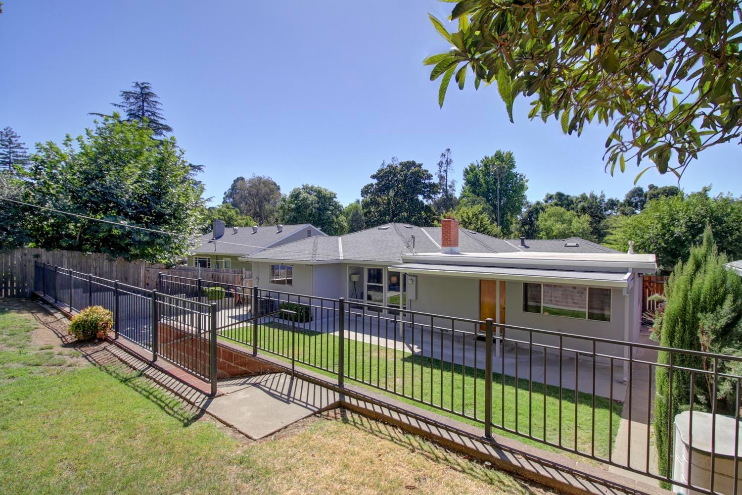 Dunnigan Realtors, Land Park,4637 Sunset Drive, Sacramento, California, United States 95822, 3 Bedrooms Bedrooms, ,2 Bathrooms Bathrooms, Single Family Home, Sold Listings, Sunset Drive,1346