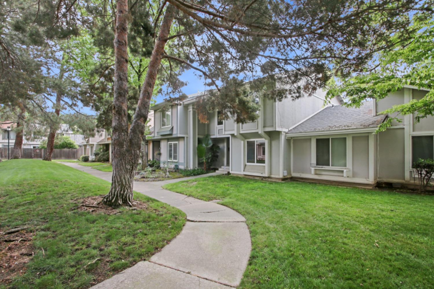 Dunnigan Realtors, 139 Fairgrounds Dr, Sacramento, California, United States 95817, 3 Bedrooms Bedrooms, ,2 Bathrooms Bathrooms, Condominium, Active Listings, Fairgrounds Dr,1351