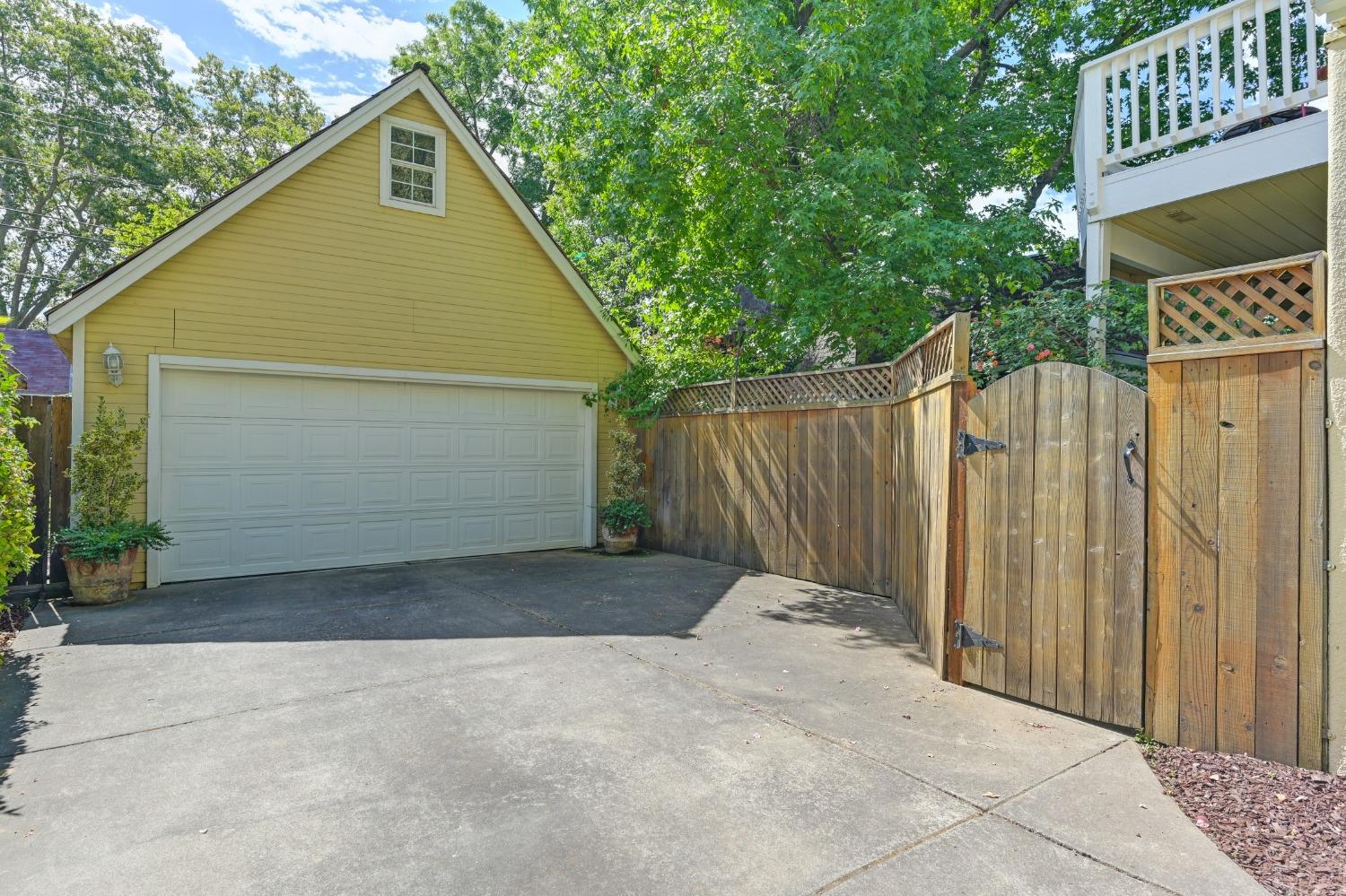 Dunnigan Realtors, East Sac, 701 34th St, Sacramento, California, United States 95816, 3 Bedrooms Bedrooms, ,2 BathroomsBathrooms,Single Family Home,Sold Listings,34th St,1358