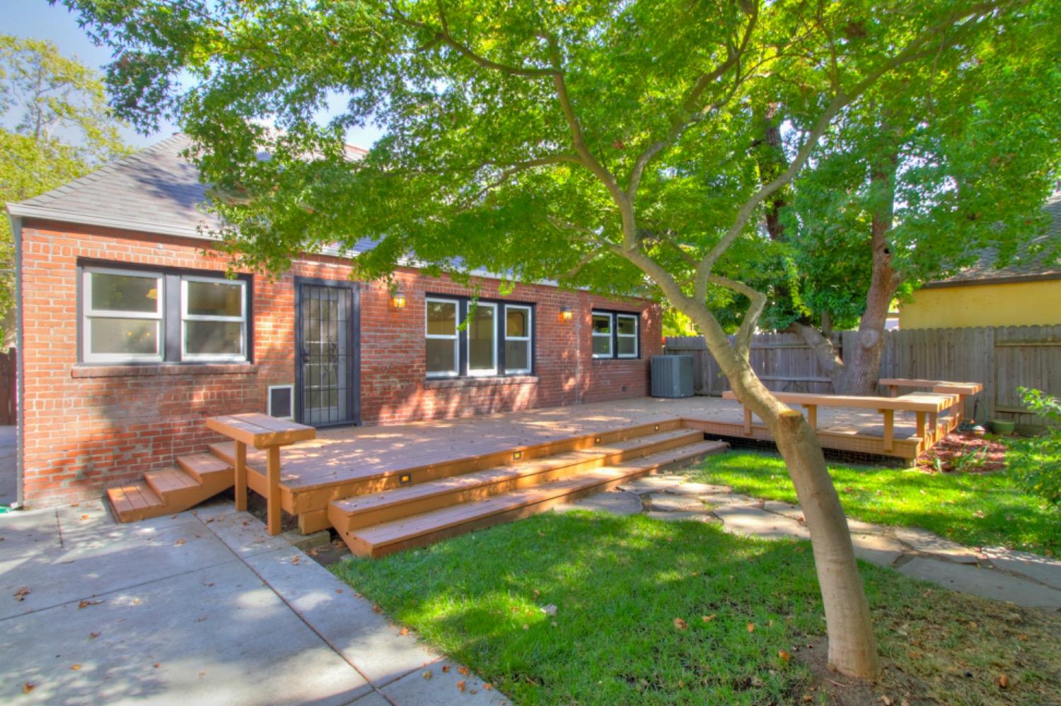 Dunnigan Realtors, Curtis Park, 3068 24th St, Sacramento, California, United States 95818, 3 Bedrooms Bedrooms, ,1 BathroomBathrooms,Single Family Home,Active Listings,24th St,1361