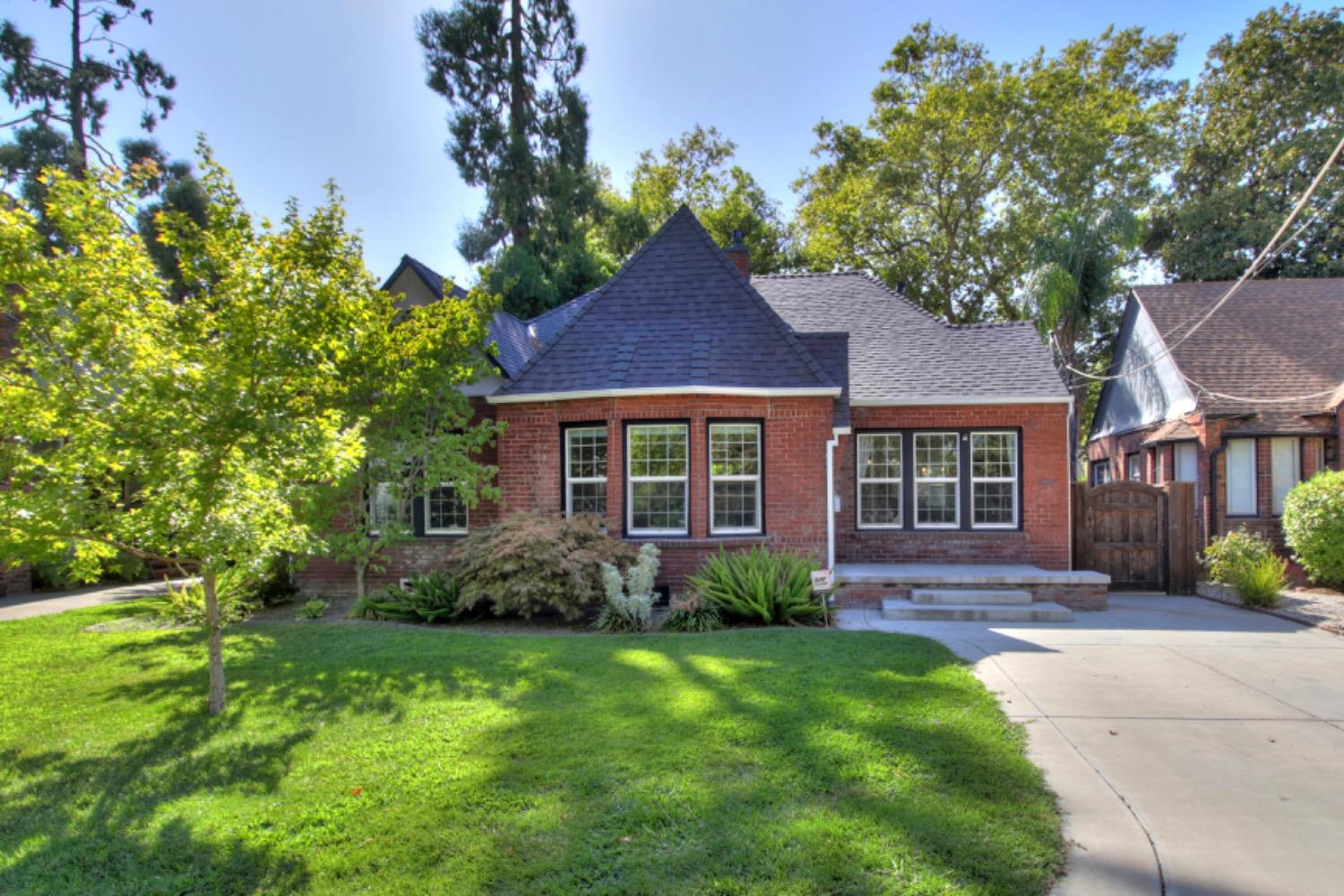 Dunnigan Realtors, Curtis Park, 3068 24th St, Sacramento, California, United States 95818, 3 Bedrooms Bedrooms, ,1 BathroomBathrooms,Single Family Home,Active Listings,24th St,1361