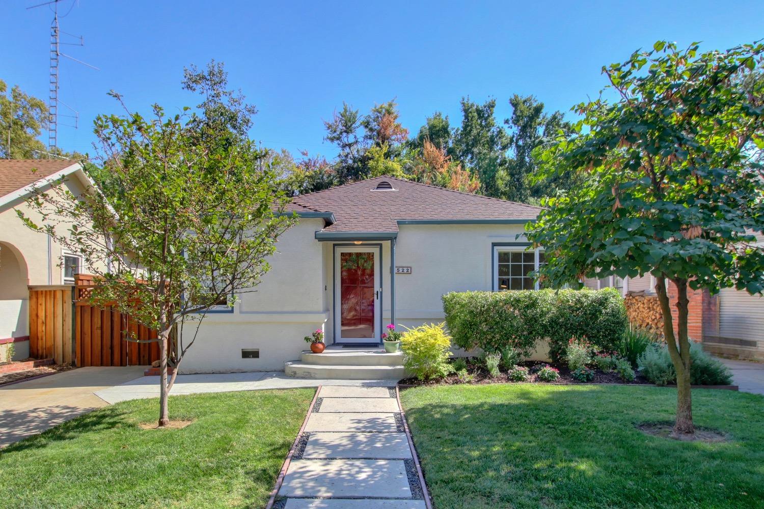 East Sac Dunnigan Realtors,  3522 D St, Sacramento, California, United States 95816, 2 Bedrooms Bedrooms, ,1 BathroomBathrooms,Single Family Home,Active Listings,D St,1362