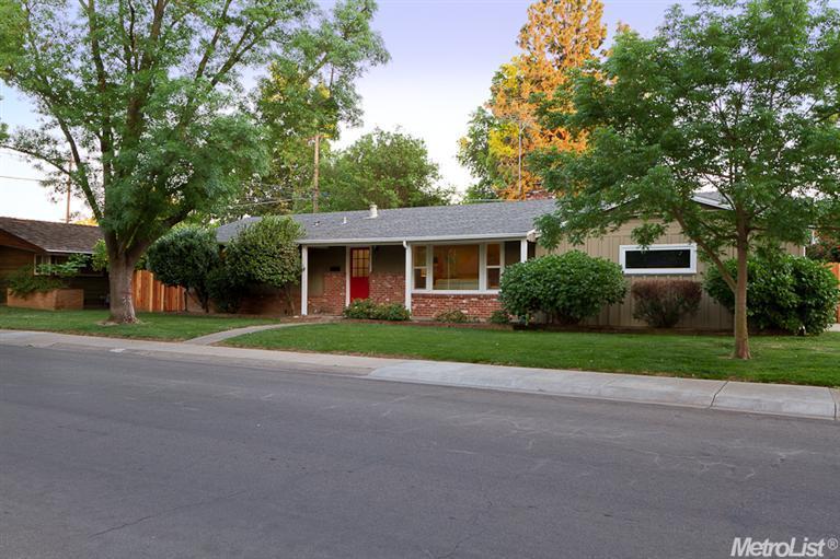 Dunnigan Realtors East Sac 3 Bedrooms, Single Family Home, Sold Listings, Messina Dr, 2 Bathrooms, Listing ID 1062, Sacramento, Sacramento, California, United States, 95819,