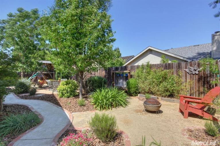 Dunnigan Realtors 4 Bedrooms, Single Family Home, Sold Listings, Laguna Villa Way, 2 Bathrooms, Listing ID 1093, Elk Grove , Sacramento, California, United States, 95758,